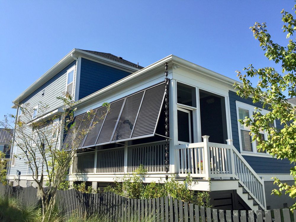 An image of the large home on daniel island