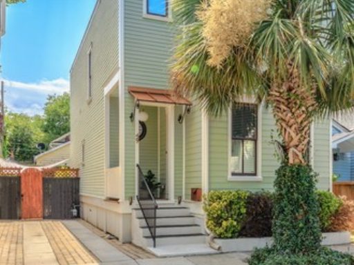 A two story house at Ashe Street Charleston, SC 29403