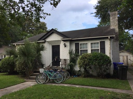 A single story apartment house at Hester Street Unit A Charleston, SC 29403