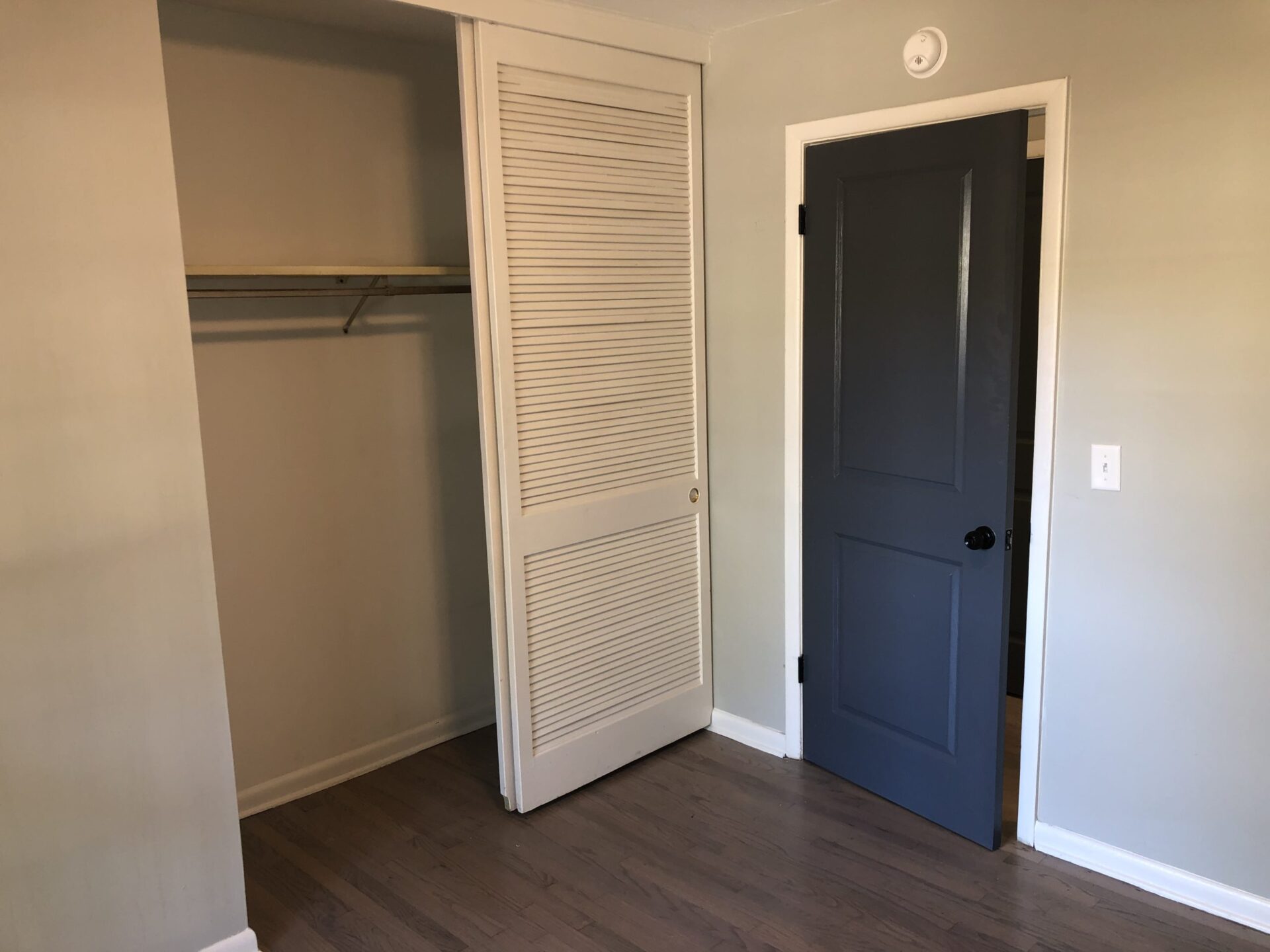 An image of house showing empty closet
